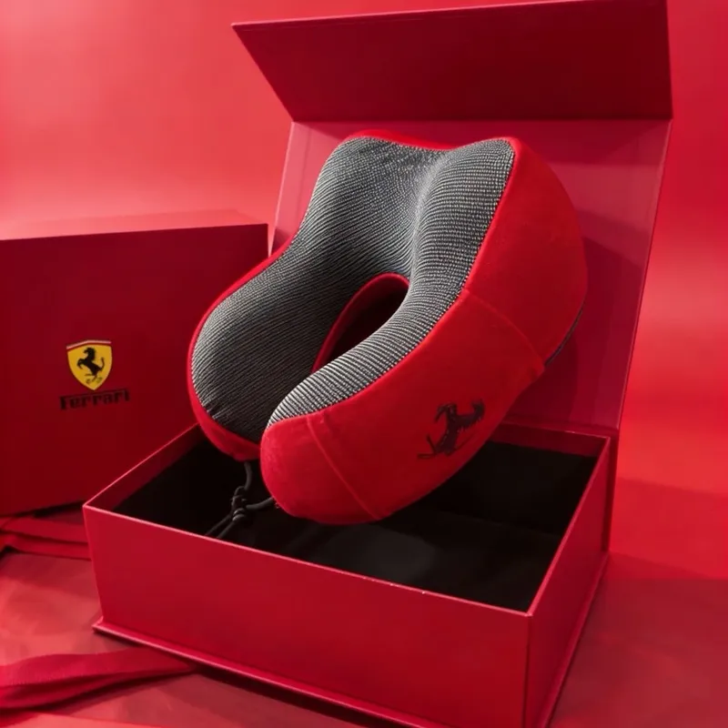 Брендовая дорожная подушка под шею Ferrari 3