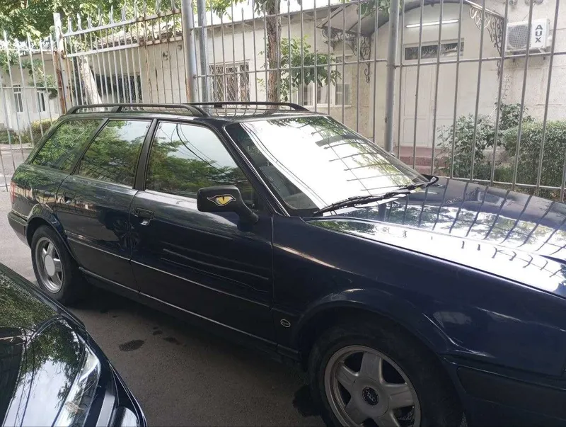 Срочно продаётся AUDI 80 B4 "Avant" - универсал 1