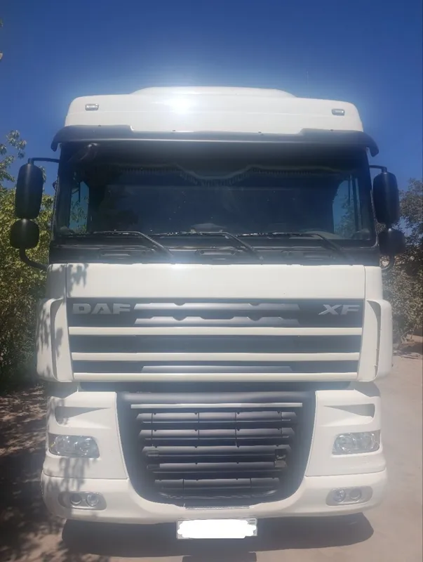 DAF EURO 5 Тягач Сотилади Йили: 2010 2 DAF EURO 5 Тягач Сотилади Йили: 2010 2