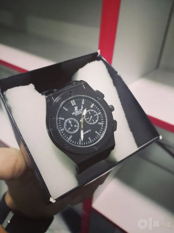 Часы HUBLOT Geneve 3 Часы HUBLOT Geneve 3
