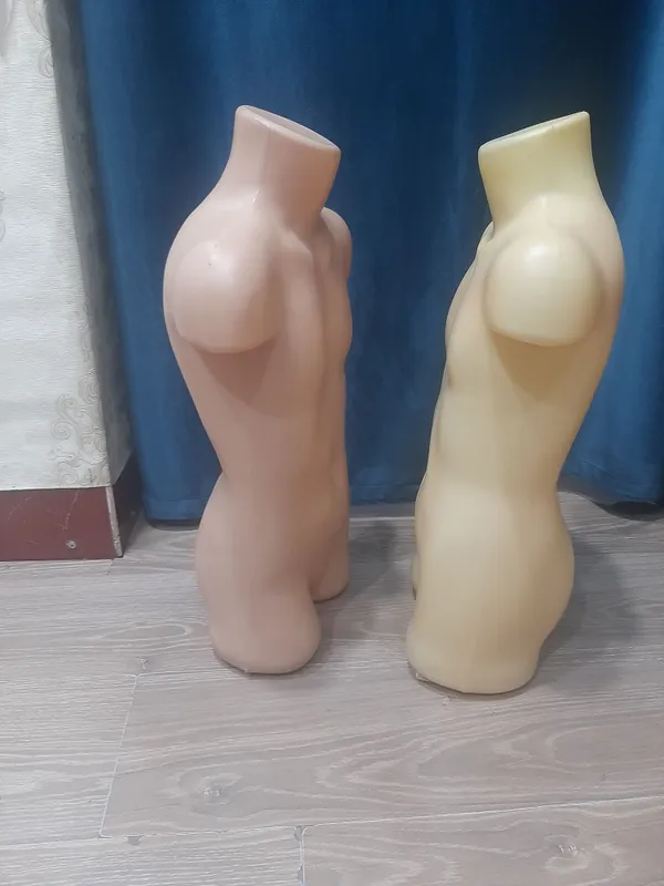 Manekentlar sotiladi 20 ta detskiy holati aʼlo 3 Manekentlar sotiladi 20 ta detskiy holati aʼlo 3