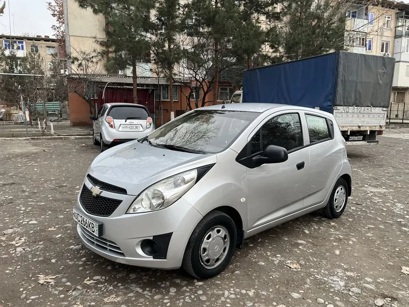 Chevrolet Spark 2014 | 1 evro | автомат — фото 1