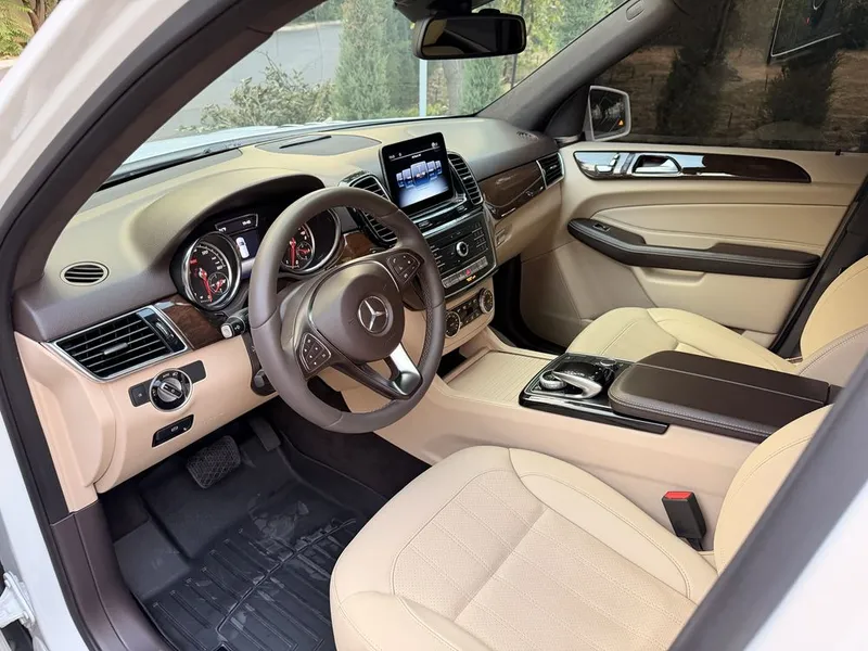 Mercedes Benz GLE350 6 Mercedes Benz GLE350 6