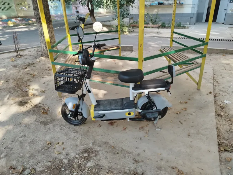Skuter arendaga beriladi 2 Skuter arendaga beriladi 2
