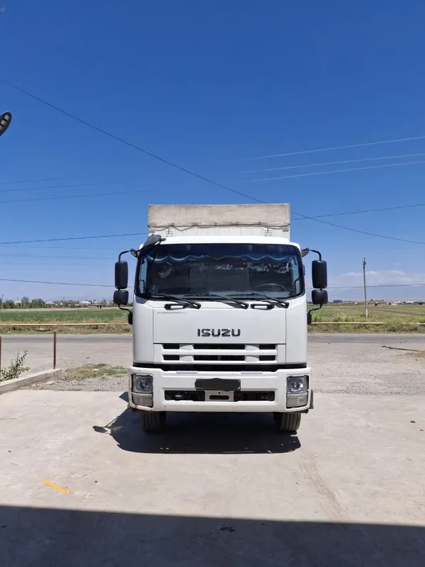 ISUZU SOTILADI 2021 FVR34Q 77.000 $ naqdga 3