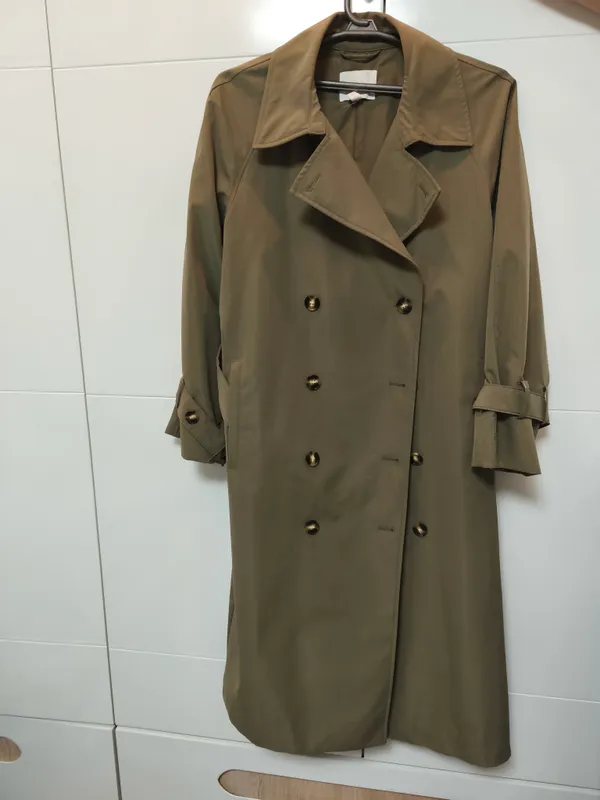 H&M ayollar plashi sotiladi, o‘lchami 42-44 turkcha /48-50/ H&M ayollar plashi sotiladi, o‘lchami 42-44 turkcha /48-50/