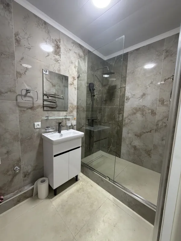 60 m² maydondagi 2 xonali kvartira sotiladi · ID 7135 8 60 m² maydondagi 2 xonali kvartira sotiladi · ID 7135 8