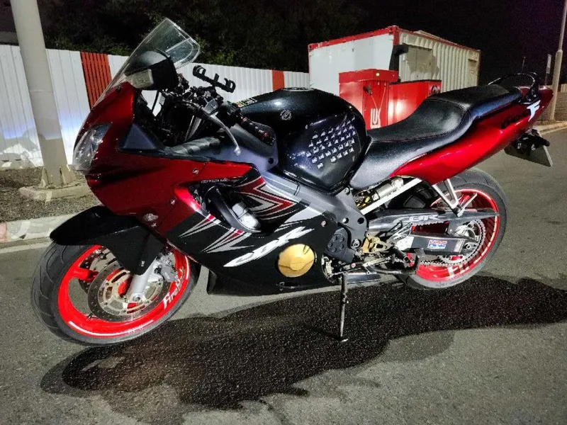 Продаётся Honda CBR f4i — фото 2 Продаётся Honda CBR f4i — фото 2