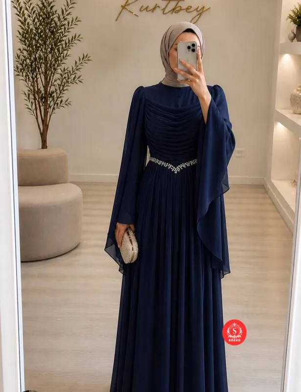135 тысяч. Шифоновое платье с матричным принтом. Размеры S, M, L, XL 3