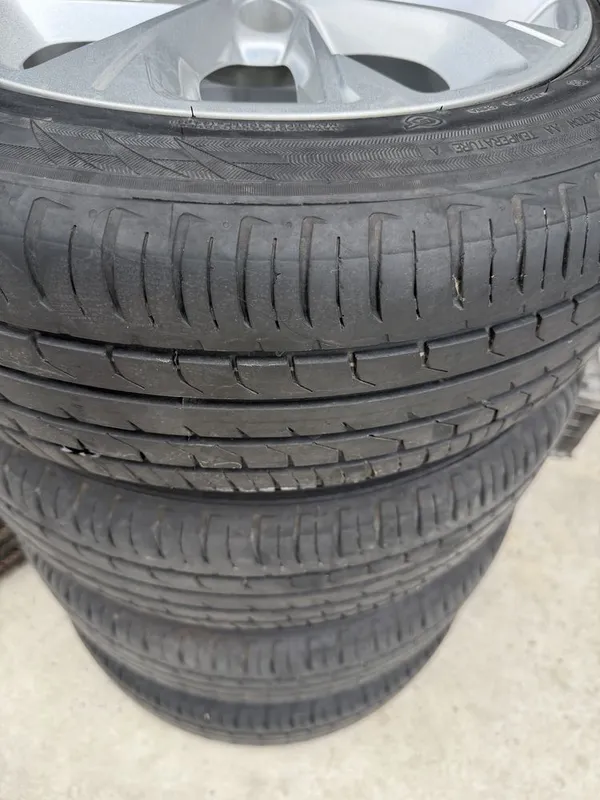 Monza radnoy diska baloni bn xolati yangi 15onix diska balonga barter 2