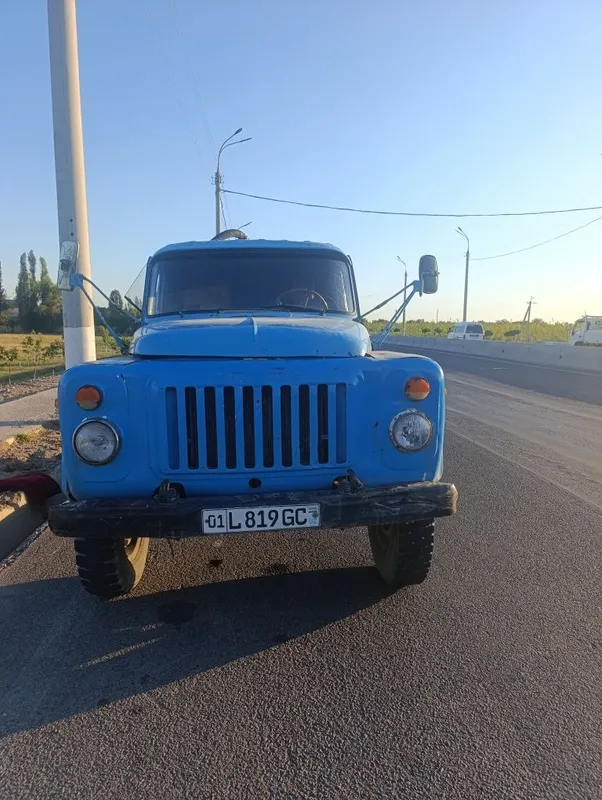 Gaz 53 sotiladi. 6