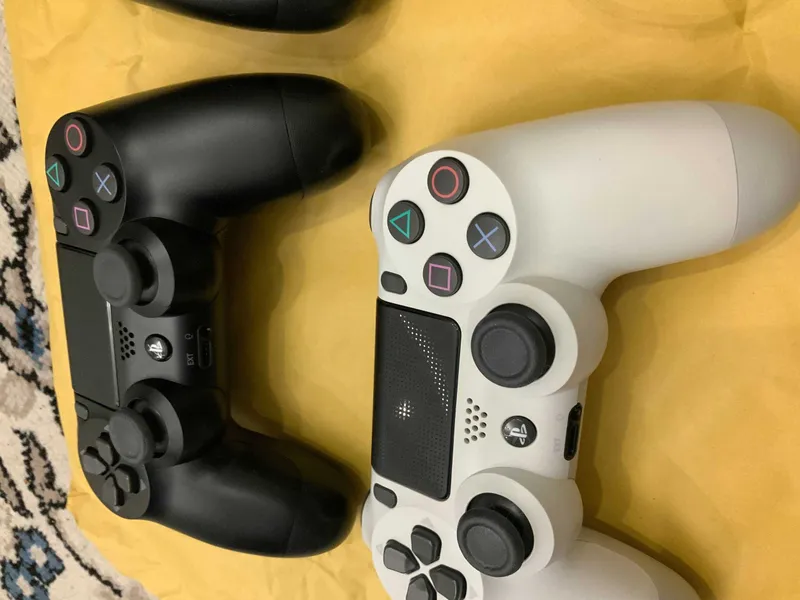 PS4 DualShock 4 judayam yaxshi holatda — фото 2