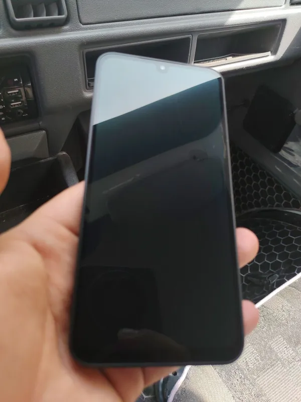 Samsung Galaxy A17 — фото 1