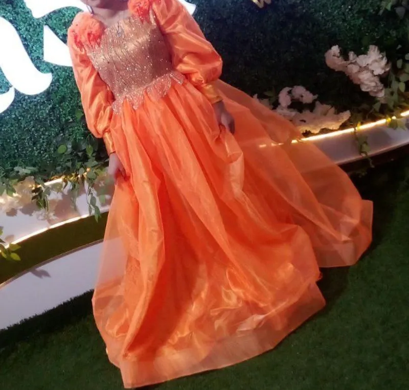 Платье