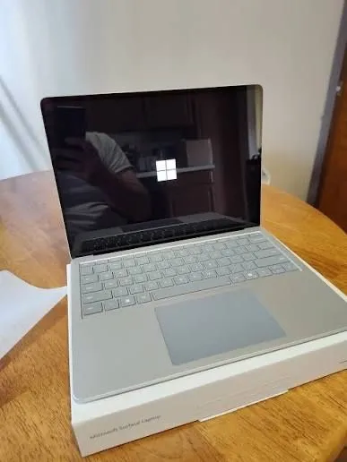 Windows Surface 256 Gb 1 Windows Surface 256 Gb 1