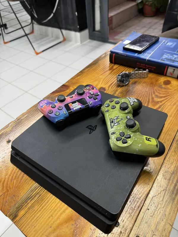 Plesteshin sotiladi ps4