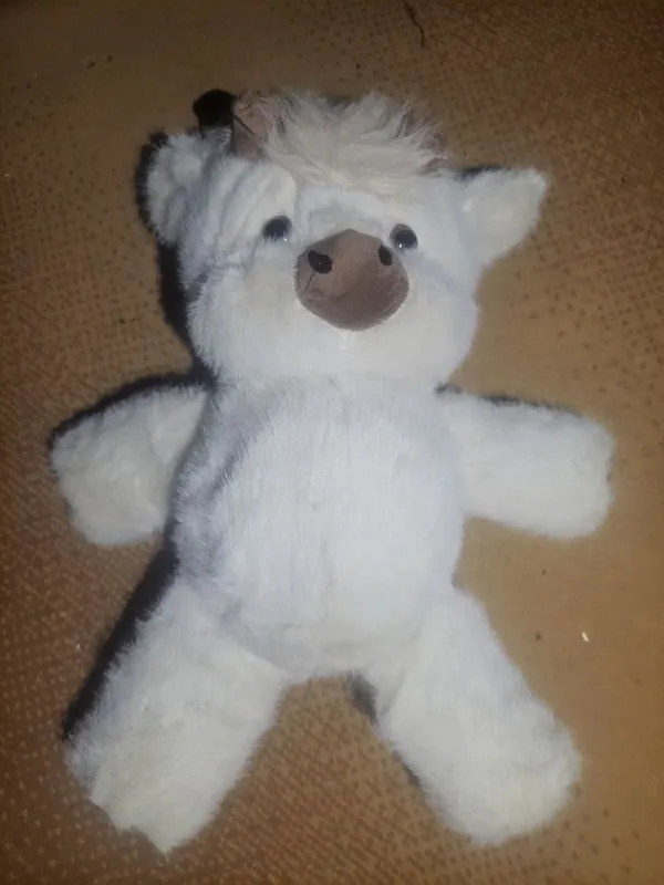 yuguradigon buzoqcha o'yinchoq