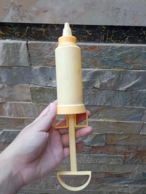 crem quyadigan