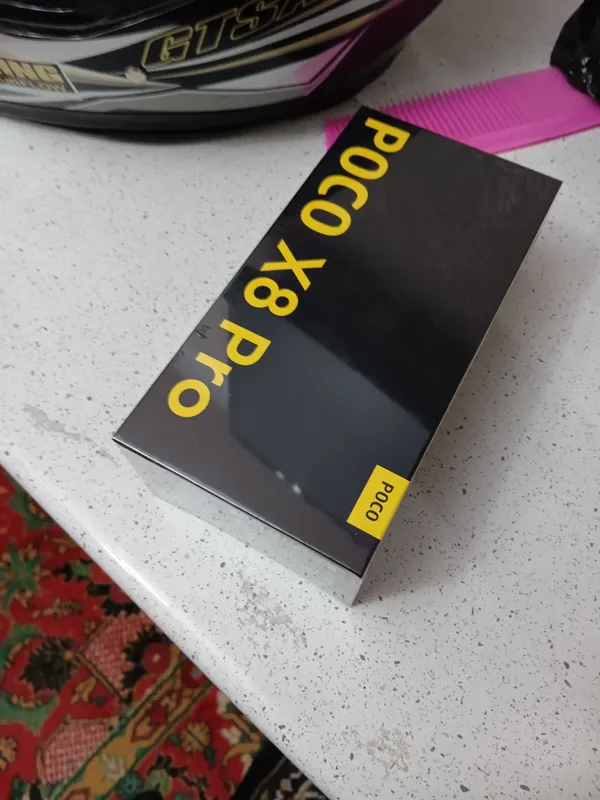 Телефон Poco x8 pro 1