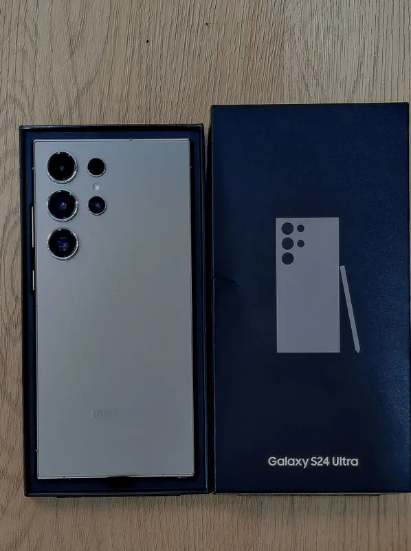 Samsung S24 Ultra память 12/256Gb 2