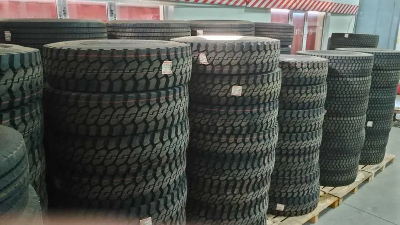 Оригинальные грузовые шины Bridgestone / ведущие / рулевые / прицепные — фото 1