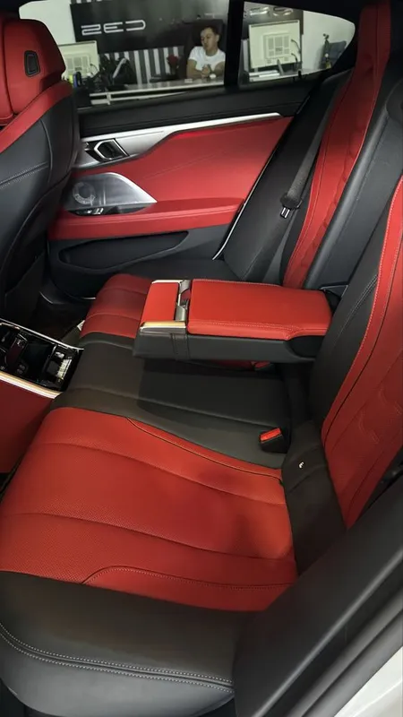 Bmw m850i 2025 4.4 twin power turbo — фото 2