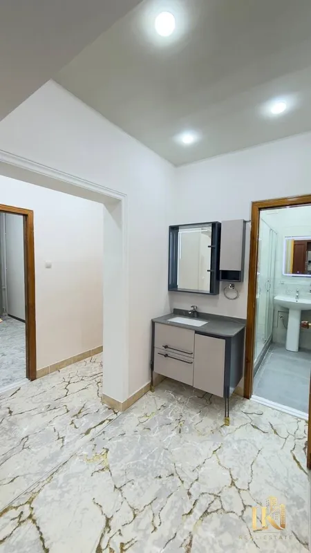Продаётся 3-комнатная квартира, 70 м², 5/9, Шайхантахурский район (ориентир: Нархоз)