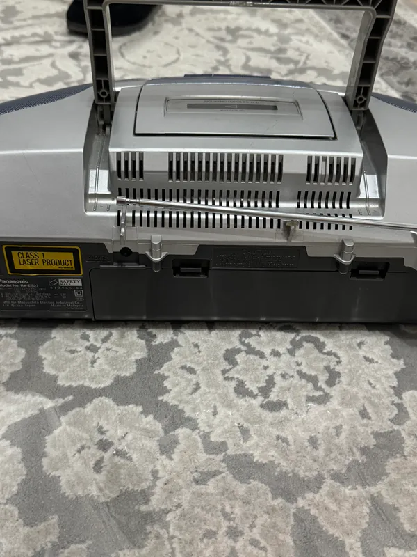 Panasonic bumboks CD/kasseta/FM 3