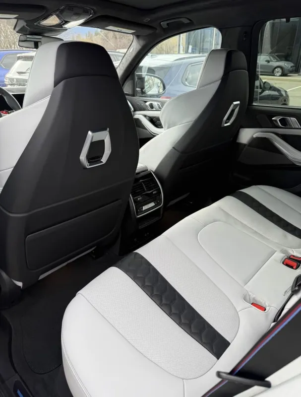 Срочно BMW X5 M Competition 2026 White BMW X5 M Competition Oq salon — фото 8