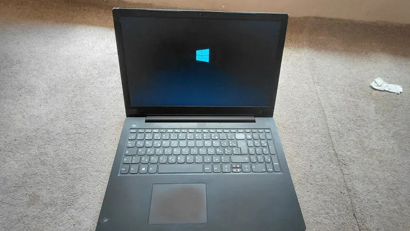 Lenovo V130-15IKB — Продаётся 1