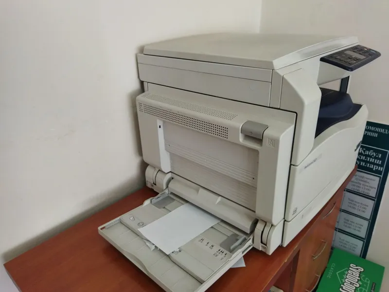 MFU laserjet xerox 5021 — фото 1