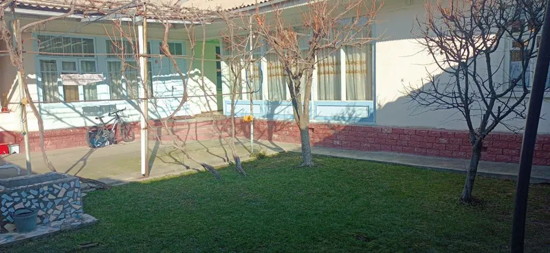 Ховли сотилади 6сотх 5