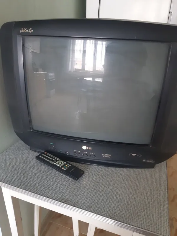 Продаётся телевизор — фото 2