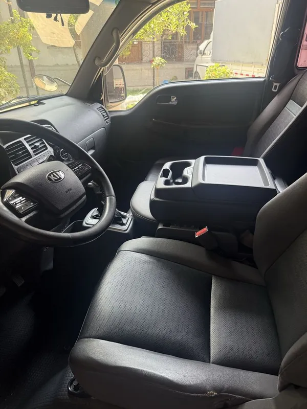 Kia bongo ev 2020 10 oy kraskasi toza 147000 km yurgan 6 Kia bongo ev 2020 10 oy kraskasi toza 147000 km yurgan 6