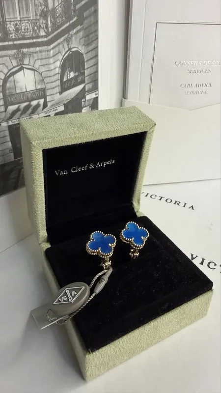 Серьги Van Cleef & Arpels Голубой агат 3 Серьги Van Cleef & Arpels Голубой агат 3