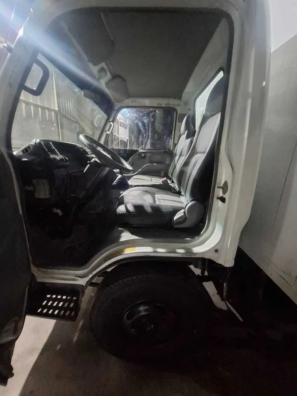 ISUZU sotiladi 2.5 tonnalik 5