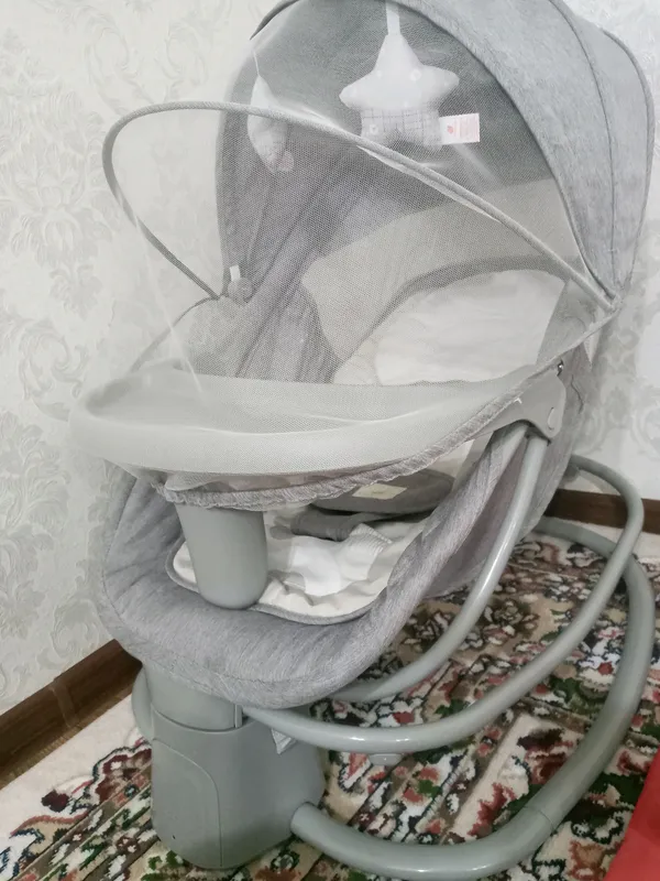 Продаётся люлька и столик для кормления 2 Продаётся люлька и столик для кормления 2