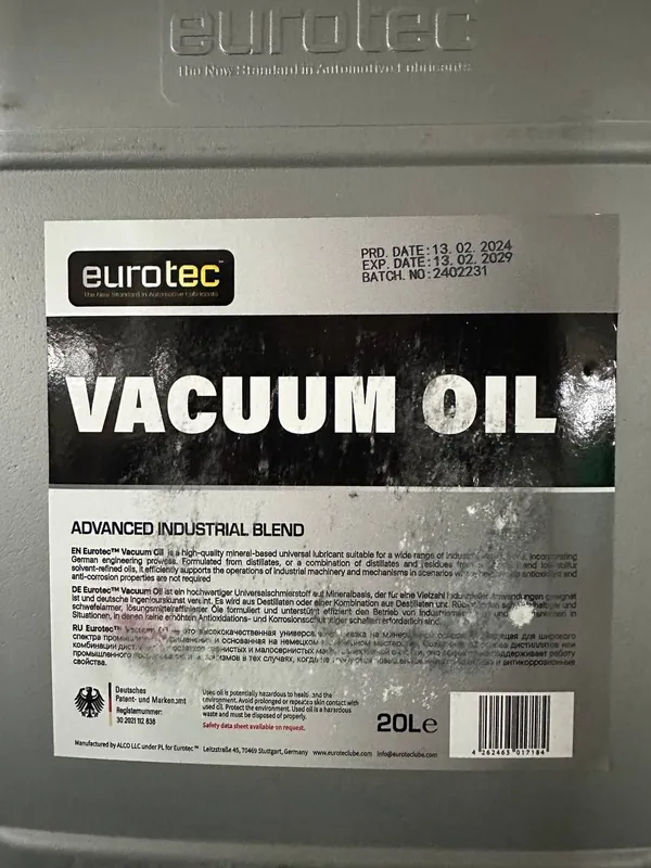 Это масло для вакуумных насосов Eurotec Vacuum Oil BM-6. 2
