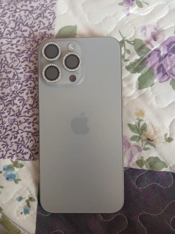 iPhone 15 Pro Max 256GB Titanium 87%
