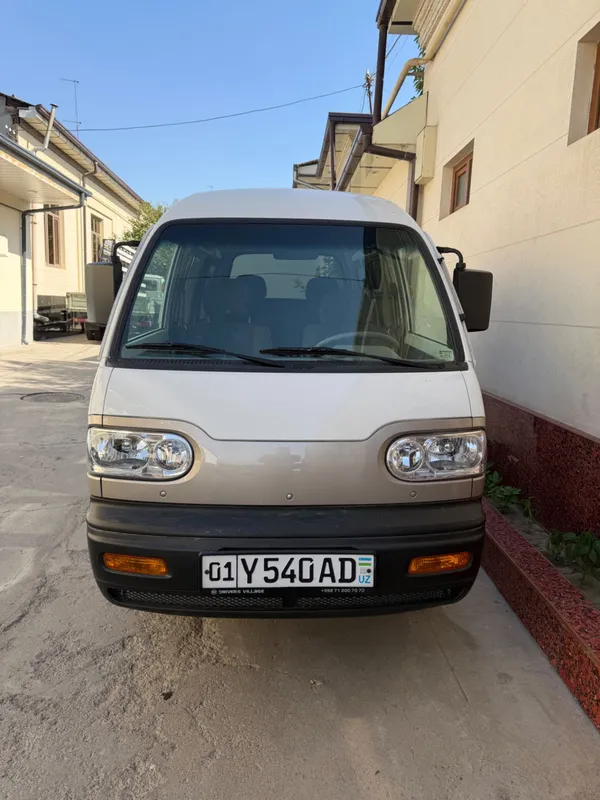 Damas 2025-yil oq 1