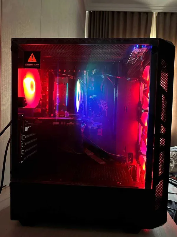 Игровой компьютер/Готовый полный комплект-AMD RX 5500 XT 8GB /SSD 1 tb — фото 1