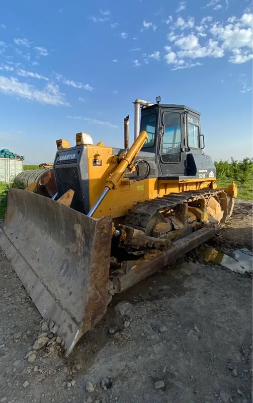 Arenda Buldozer