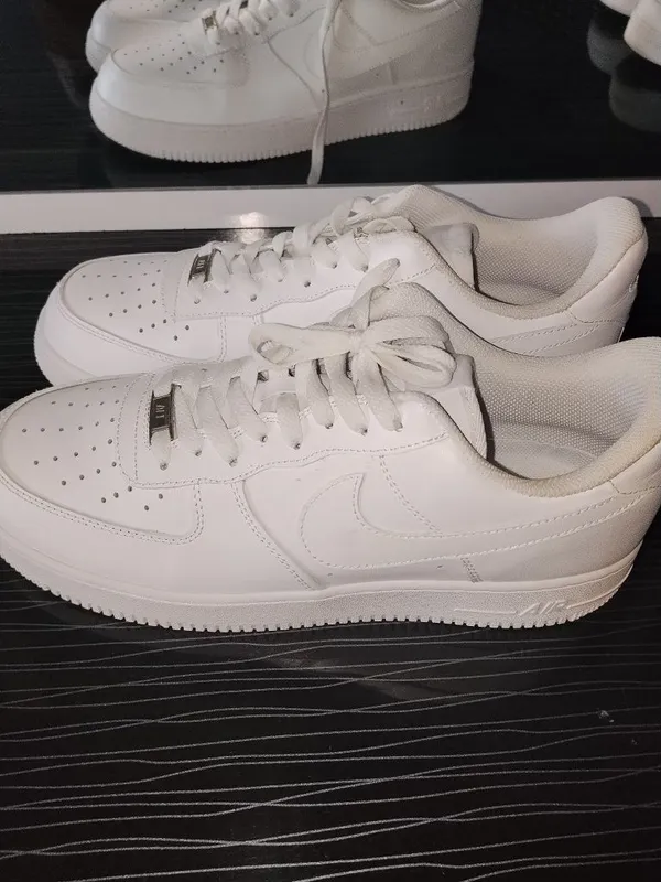 Белые Кроссовки Nike Air Force 1 2 Белые Кроссовки Nike Air Force 1 2
