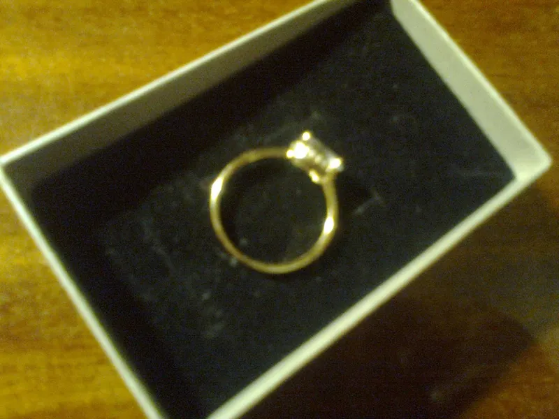 Позолоченное кольцо с цирконами, бижутерия — фото 3