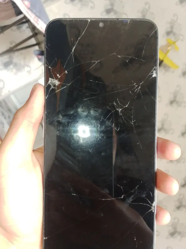 realme C31