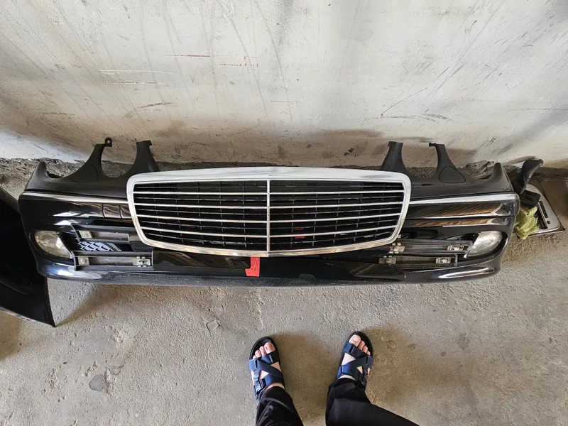 W211 бампер комплекть 1