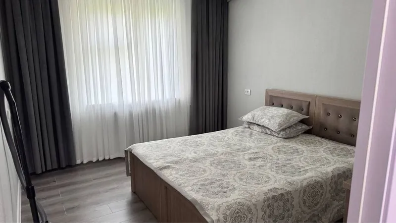 Аренда квартиры 2-комн, 63 м², 3/5 этаж (вторичка) — фото 1