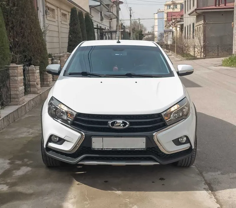 Lada Vesta Sedan Cross — фото 2