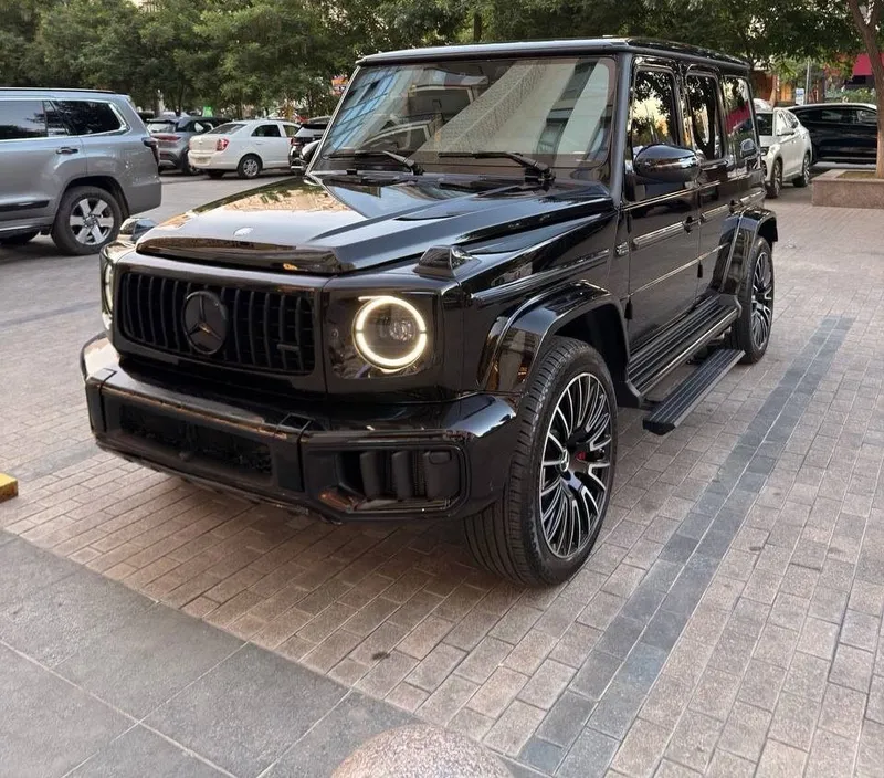 Mercedes-Bemz G63 Manufactur 2026 год — фото 2