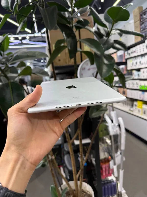 iPad 9 3